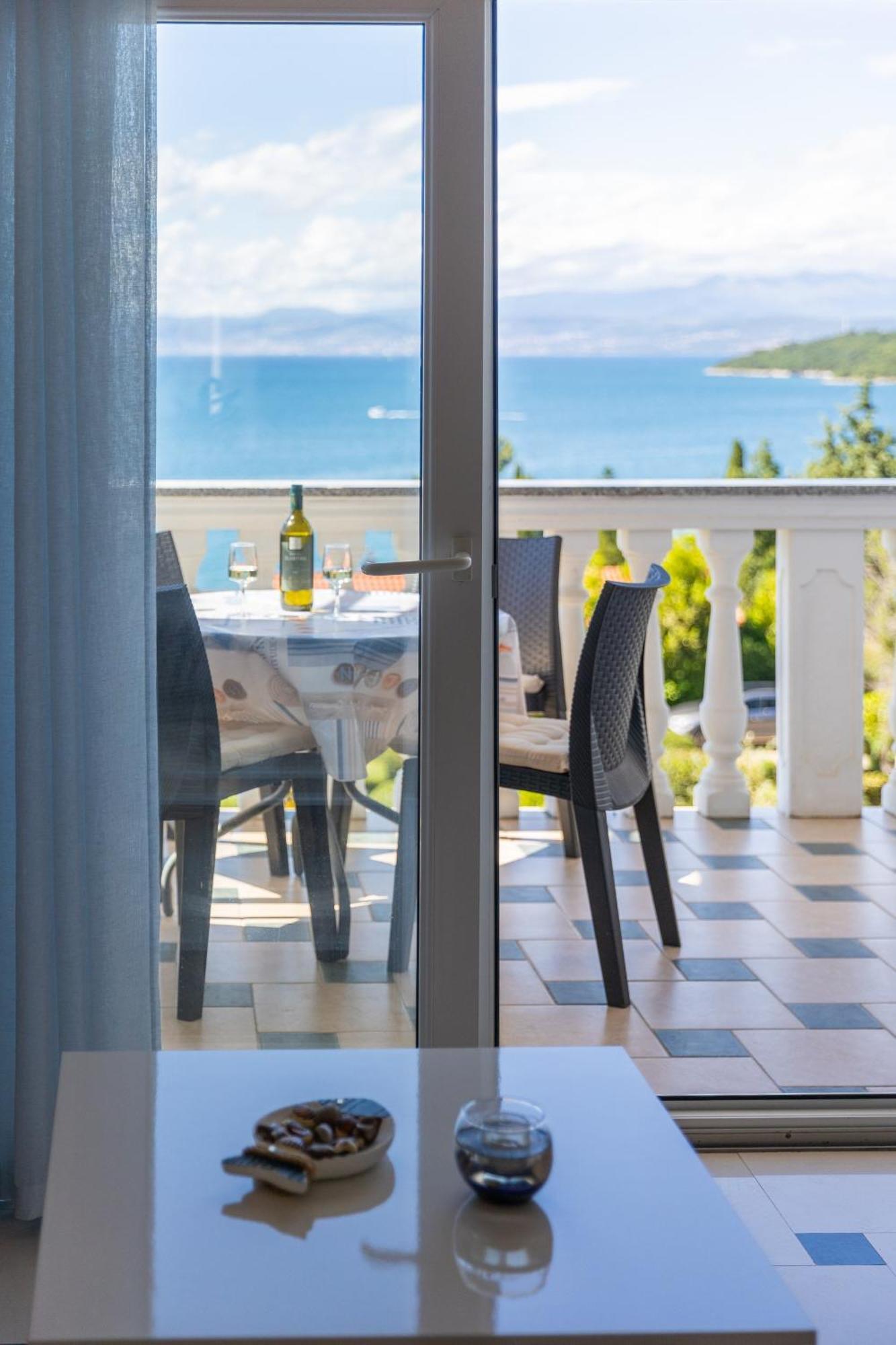 Apartments By The Sea Njivice, Krk - 5296 客房 照片
